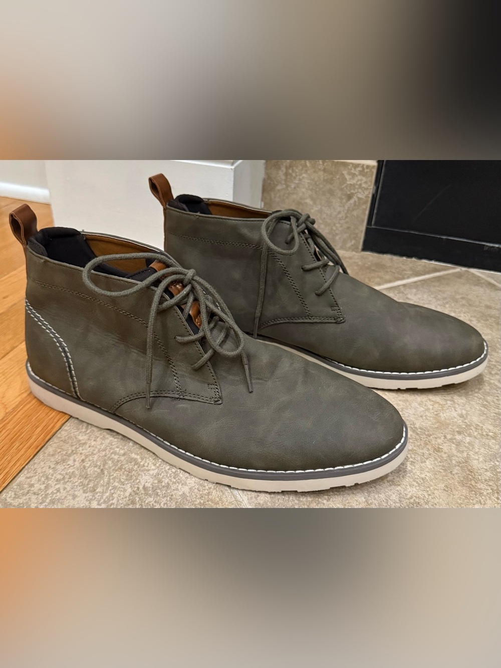 Sonoma Goods For Life Javier Men's Chukka Boots in Gray. $30 size 12